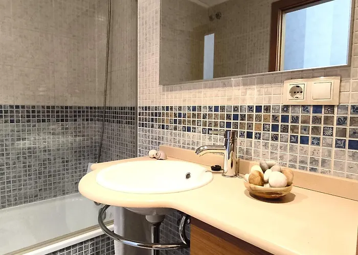 Holibai, Angelitina, Apto Ideal A Minutos Del Mar Y Del Casco Historico, * Baiona